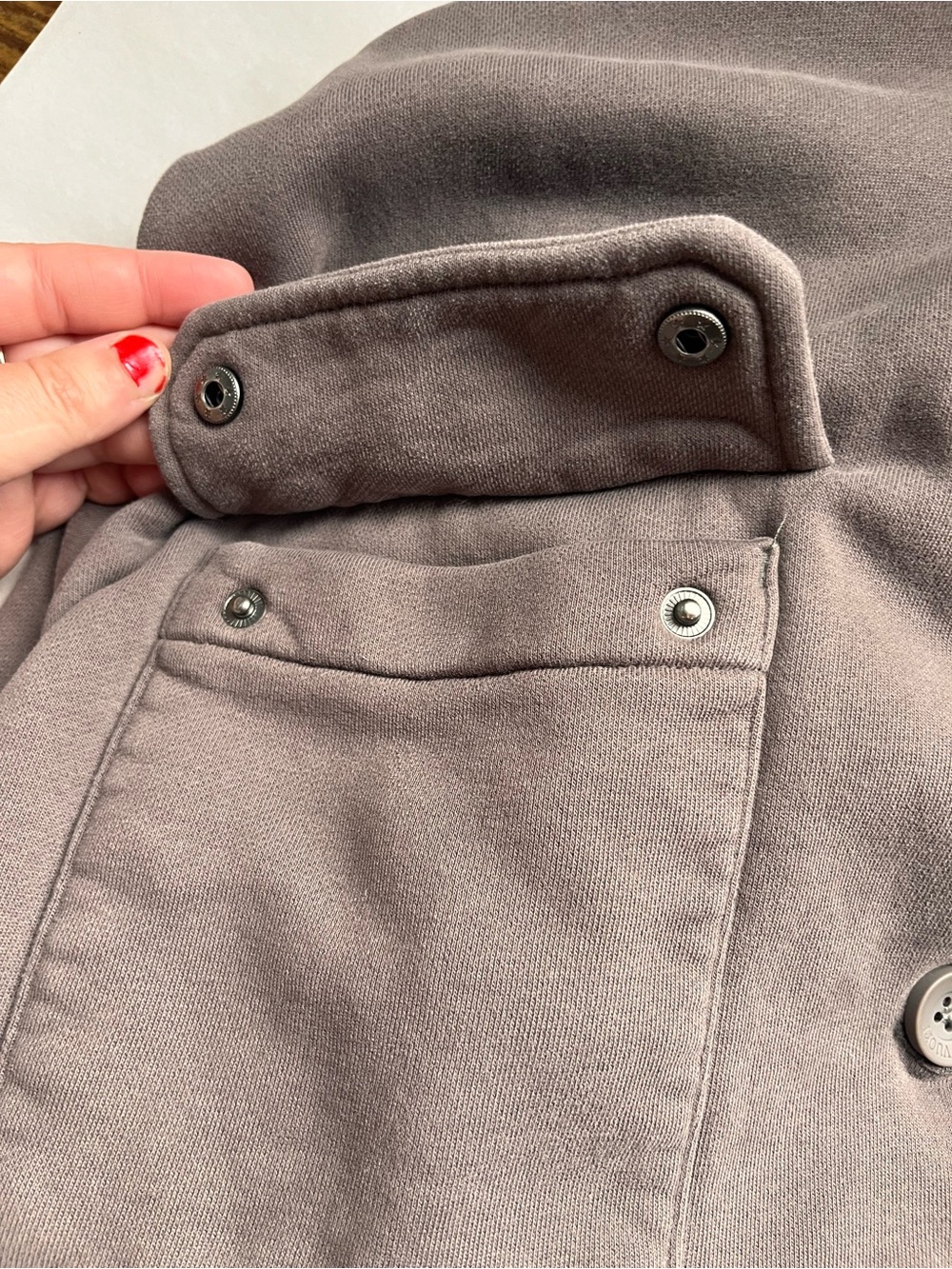 Vuori Women’s Restore Shirt Jacket in Chia XL - Picture 7 of 11
